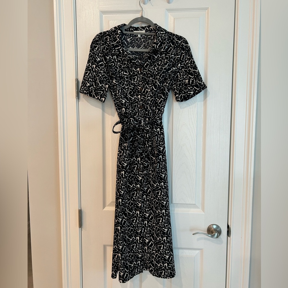 MELLODAY Short Sleeve Button Down Midi Dress (*size XS*)